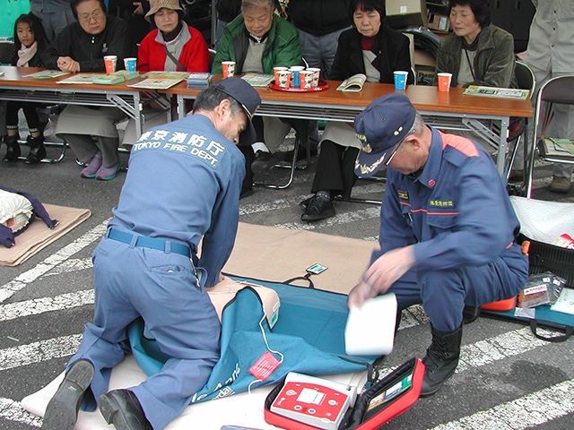 AEDを使用した救護訓練